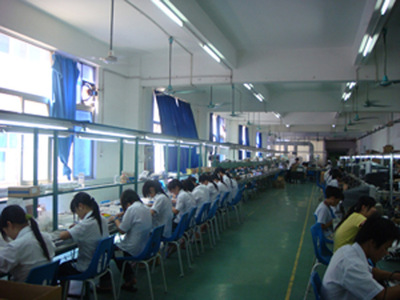 碟机专家 探访顺庆区锋驰电器的数码产品世界